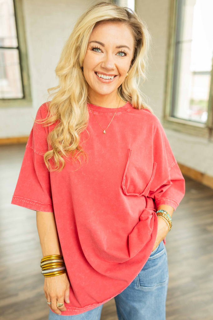 oversized red t-shirt, vintage wash tee, comfy cotton tee, relaxed fit shirt, casual everyday top, basic oversized tee, red oversized shirt, relaxed fit cotton tee, front pocket t-shirt, retro red tee, lounge top for women, fall wardrobe essential, everyday oversized tee