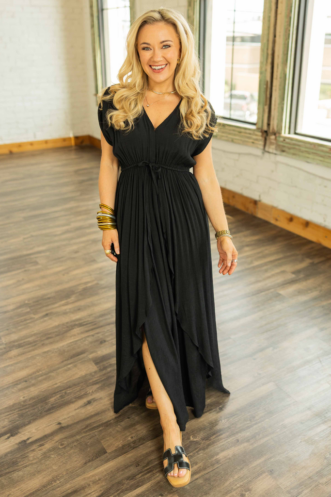 black maxi dress, wrap maxi dress, fall event dress, modest black dress, flowy dress with waist tie, Texas fall fashion, versatile black dress, date night dress, long black dress, elastic waist maxi dress
